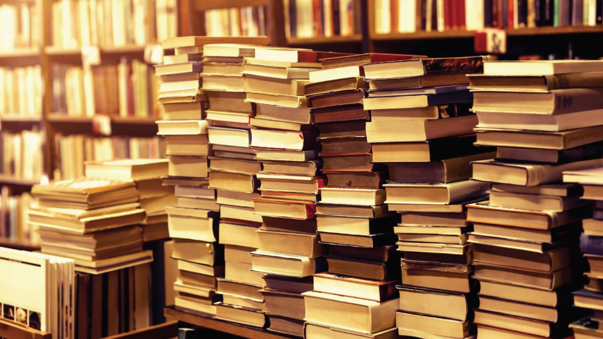 Stapels boeken